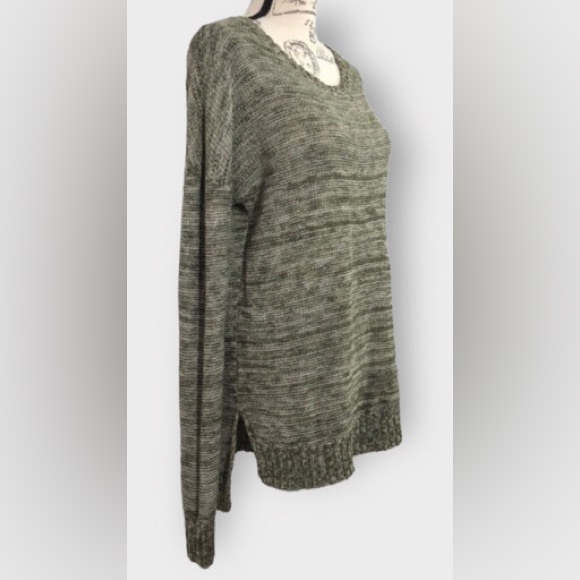 Mudd, Scoop Neck Sweater, High Low Hem, Size L - Picture 2 of 14